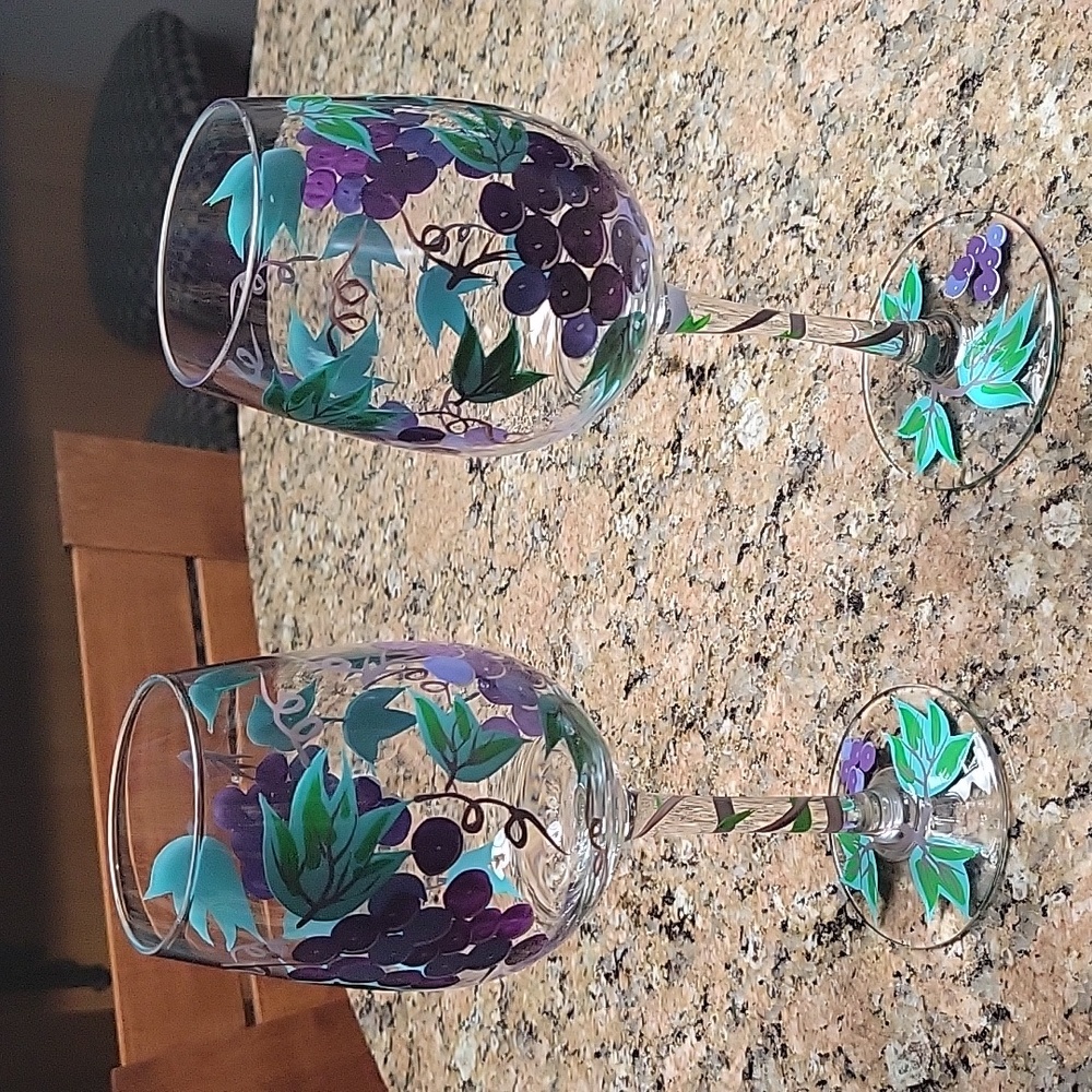 Nwot Wine glasses hand painted never used. Grape theme nwot